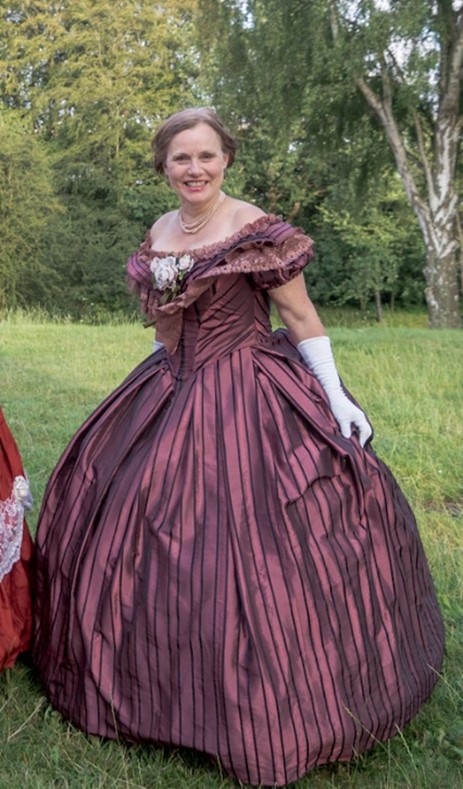 Birte Hoffman-Cabenda in 19th century dress